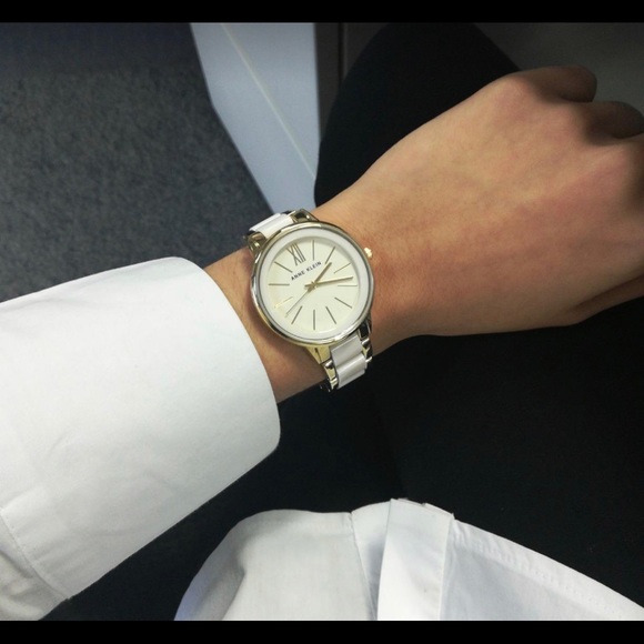 NWT Anne Klein Women's Resin Bracelet Watch, Japanese Quarts movement - Picture 2 of 4